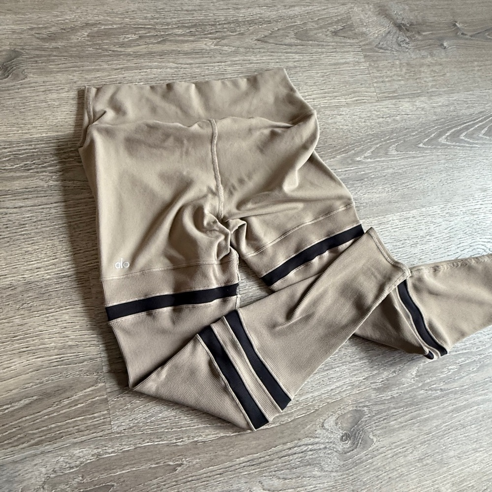 ALO Yoga Tan and Black Leggings with Sporty Stripes